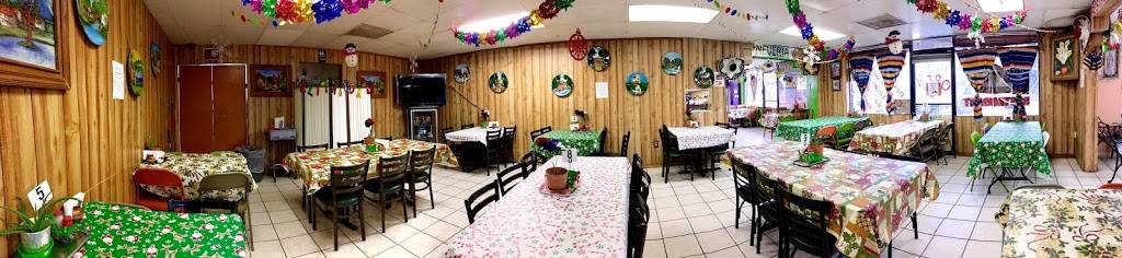 El Kiosco | restaurant | 3650 W Camelback Rd # 7, Phoenix, AZ 85019, USA | 6022461310 OR +1 602-246-1310