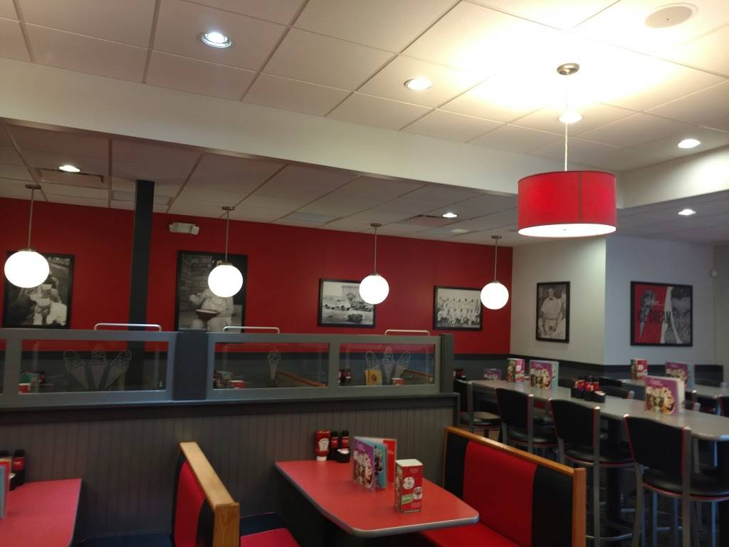 Friendlys | restaurant | 180 Boston Post Rd E W, Marlborough, MA 01752, USA | 5082511006 OR +1 508-251-1006