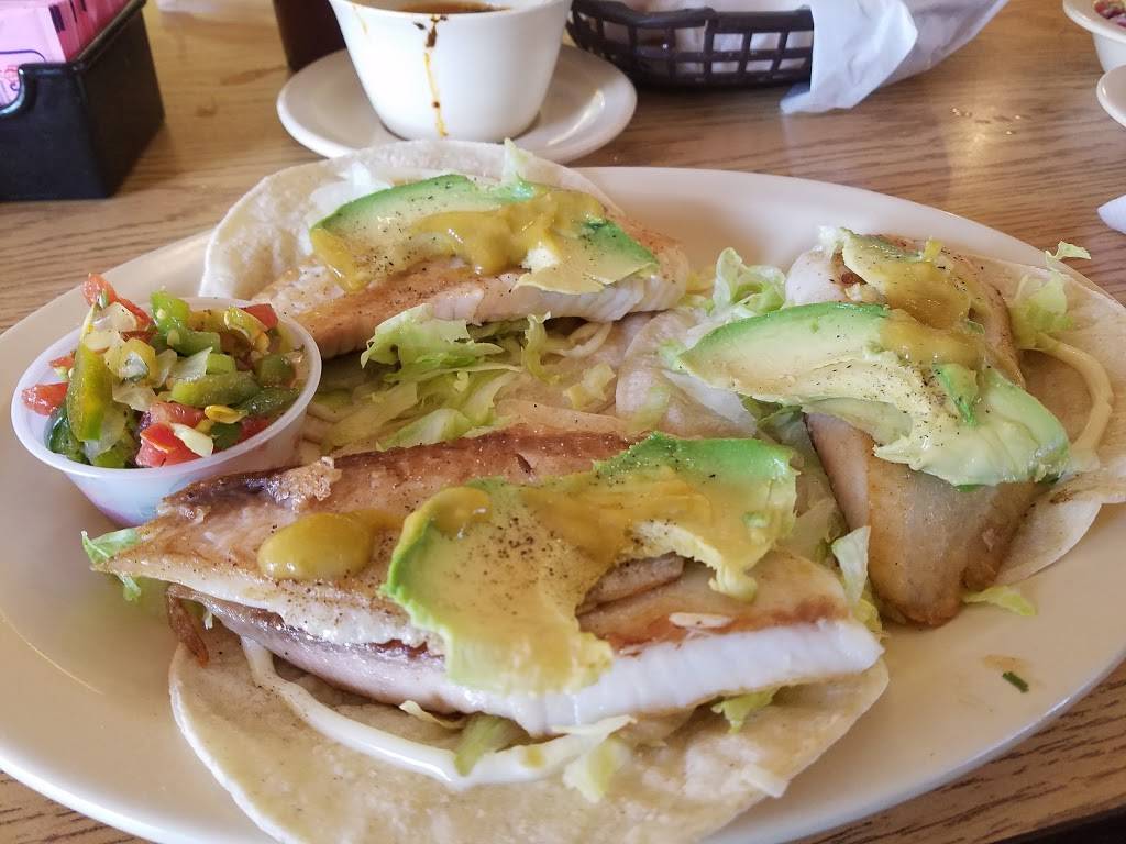 Playa Azul | restaurant | 1840 Lee Trevino Dr # 101, El Paso, TX 79936, USA | 9155906518 OR +1 915-590-6518