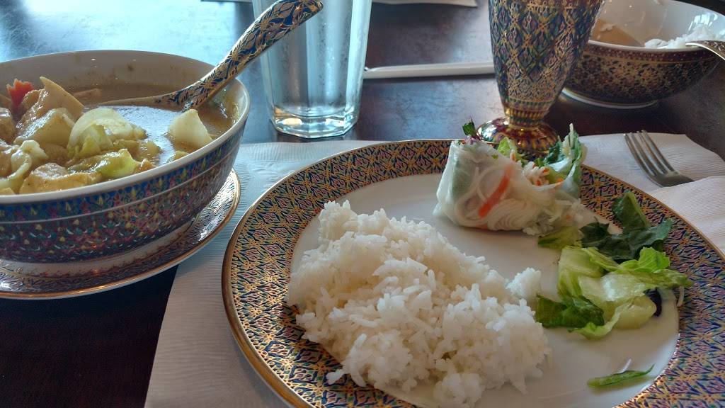 Thai Kitchen | restaurant | 9901 Hageman Rd #200, Bakersfield, CA 93312, USA | 6615898678 OR +1 661-589-8678