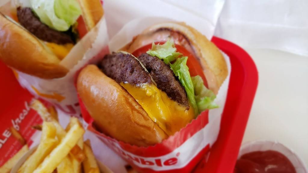 In-N-Out Burger | restaurant | 1051 W Sunset Rd, Henderson, NV 89014, USA | 8007861000 OR +1 800-786-1000