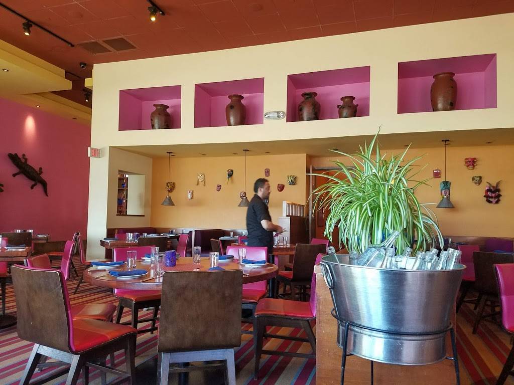 Rosa Mexicano | restaurant | 153 Waterfront St, Oxon Hill, MD 20745, USA | 3015671005 OR +1 301-567-1005