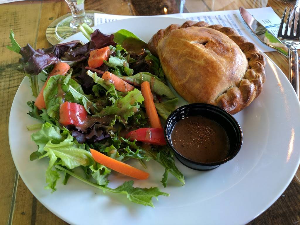 Berts Bottle Shop | restaurant | 369 Comet Dr, Millersville, PA 17551, USA | 7178727777 OR +1 717-872-7777