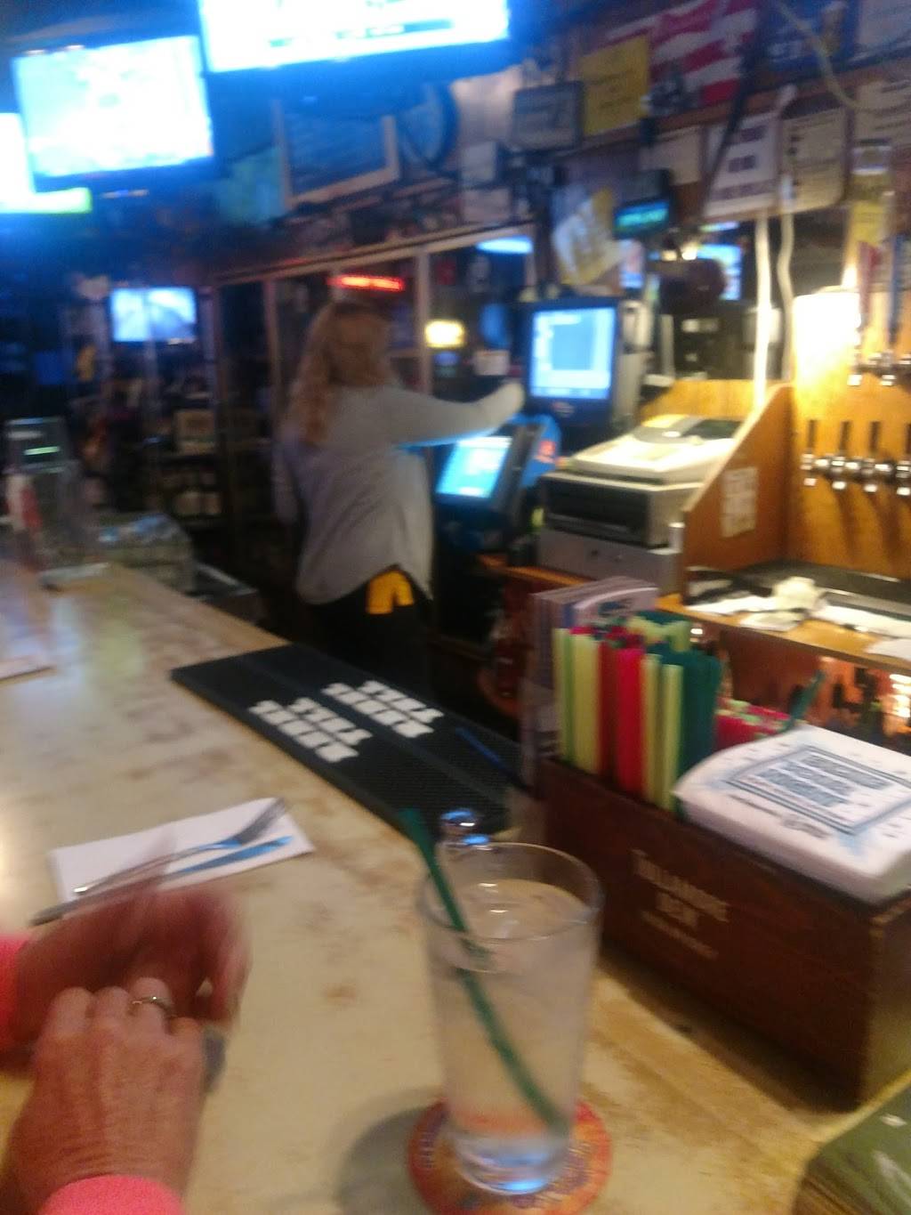 Ranch Tavern | restaurant | 18601 SE McLoughlin Blvd, Oak Grove, OR 97267, USA | 5037941745 OR +1 503-794-1745