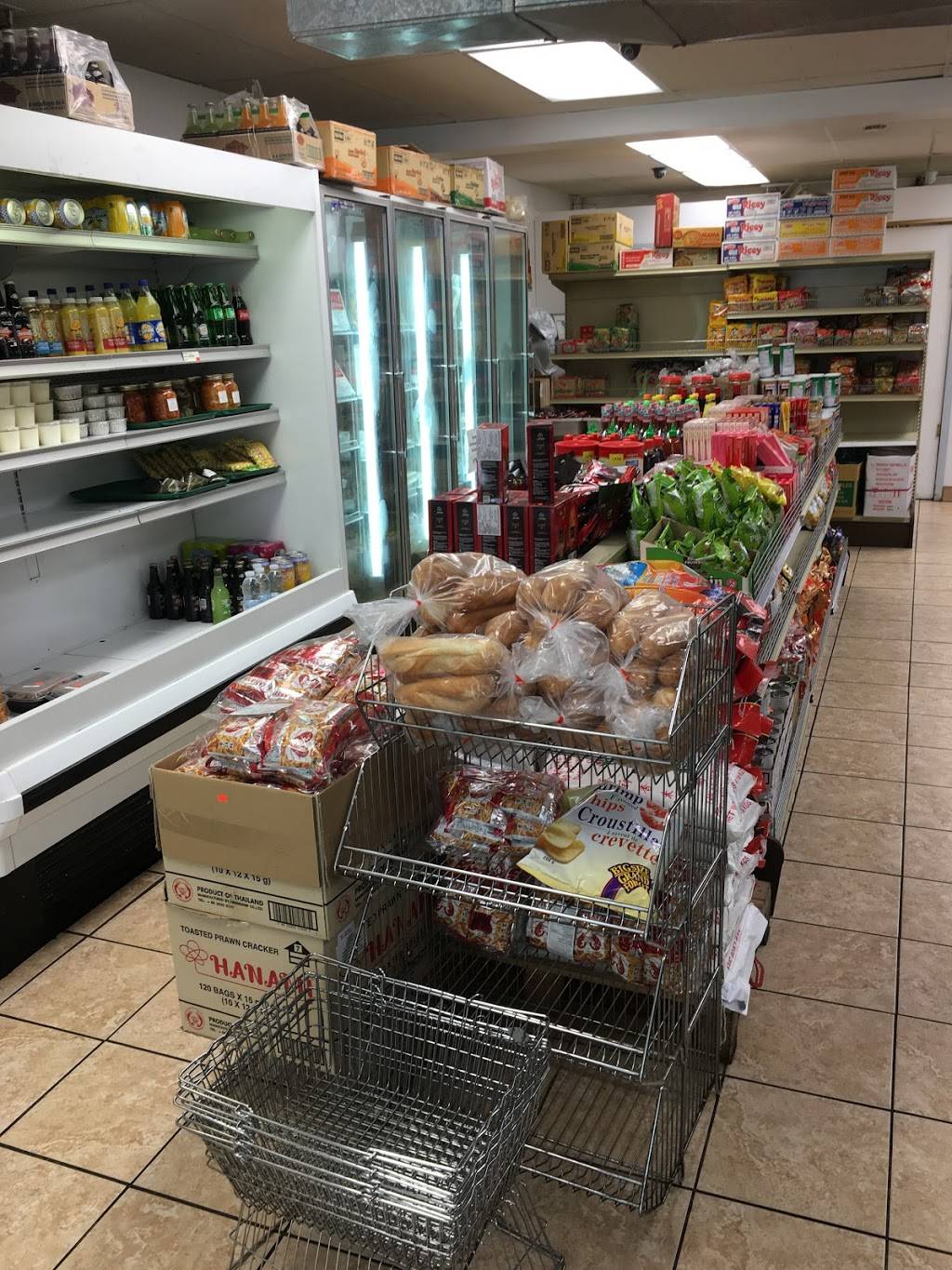 Marché Hung Phat | restaurant | 7099 Rue Saint-Denis, Montréal, QC H2S 2S5, Canada | 5142721332 OR +1 514-272-1332