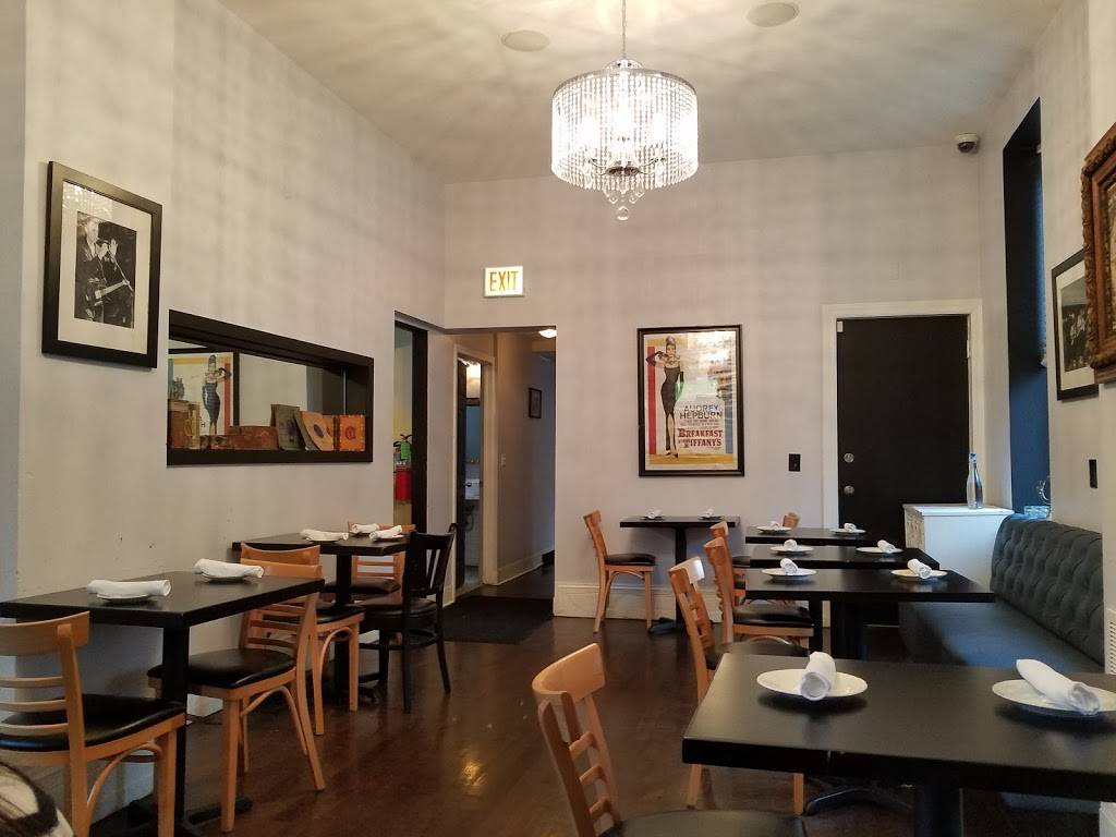 The Royal Grocer & Co. | restaurant | 2118 N Damen Ave, Chicago, IL 60647, USA | 7739047805 OR +1 773-904-7805