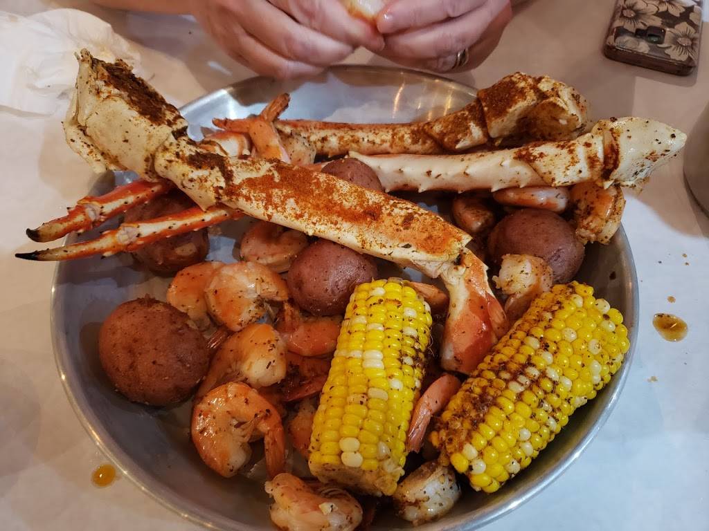 King Crab | restaurant | 4012 C Victory Blvd, Portsmouth, VA 23701, USA | 7574888088 OR +1 757-488-8088