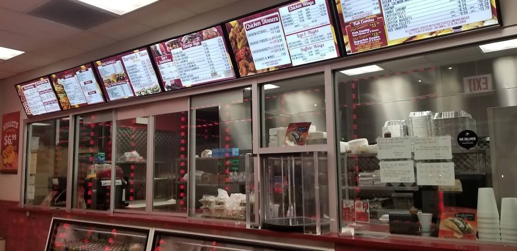 Red Snapper Fish Chicken & Pizza | restaurant | 5601 W Division St, Chicago, IL 60651, USA | 7732610166 OR +1 773-261-0166