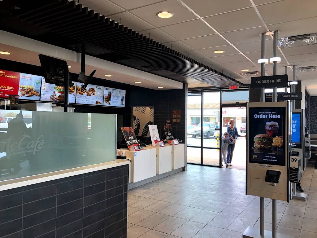 McDonalds | cafe | 9130 E Valencia Rd, Tucson, AZ 85747, USA | 5206631327 OR +1 520-663-1327