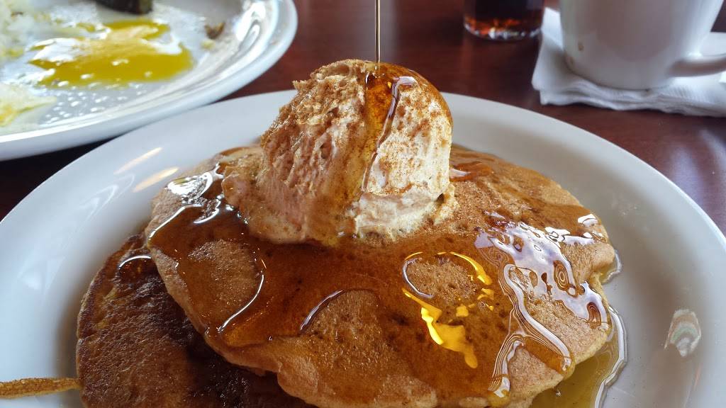 Dennys | restaurant | 510 N Zaragoza Rd, El Paso, TX 79907, USA | 9157900313 OR +1 915-790-0313