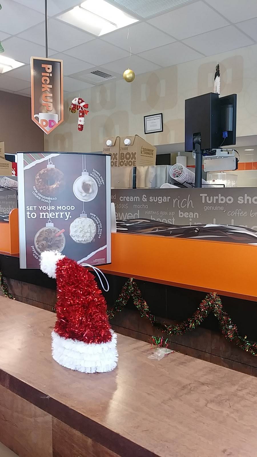 Dunkin | bakery | 8843 Southern Blvd, West Palm Beach, FL 33411, USA | 5617956595 OR +1 561-795-6595