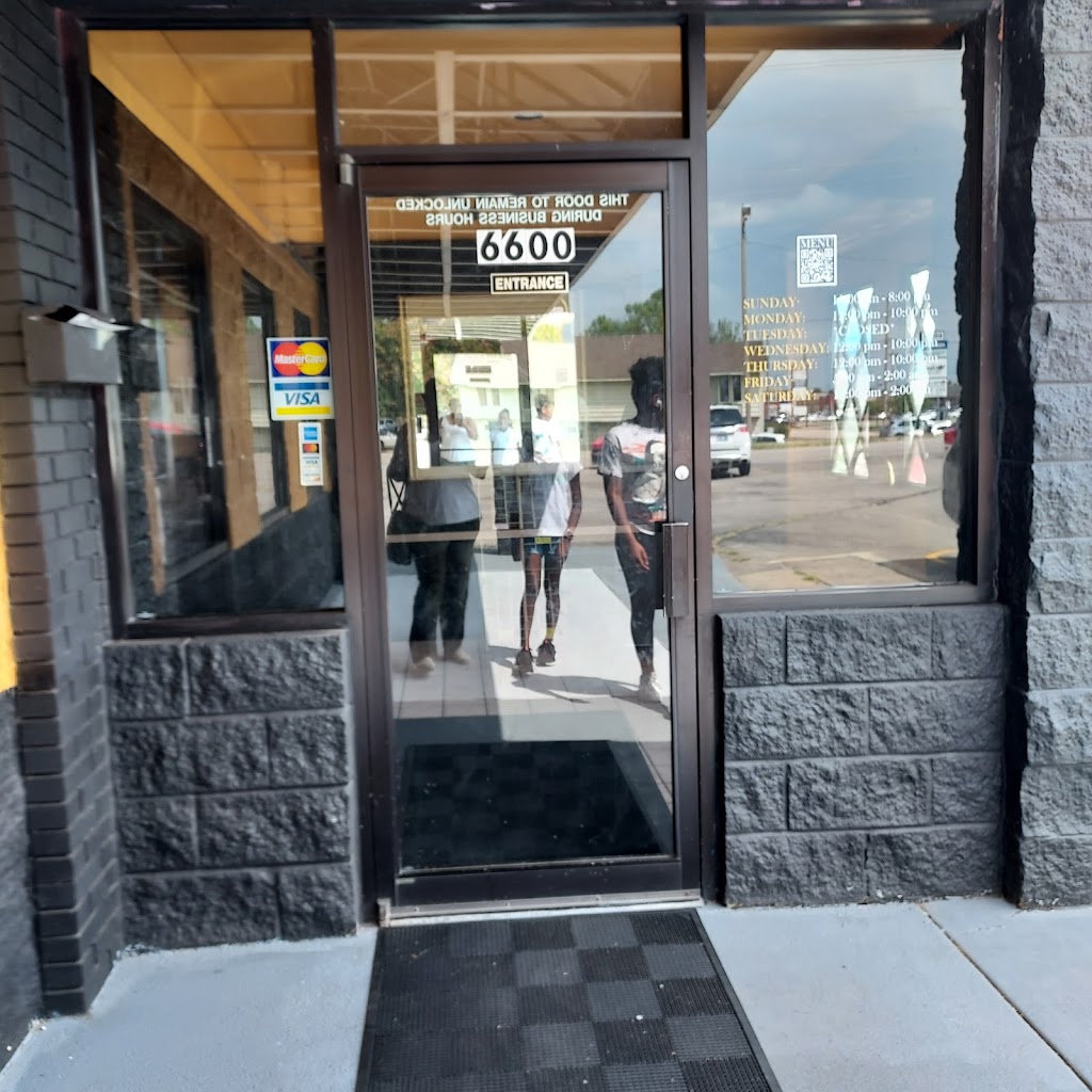 Bchic Bar & Grill | restaurant | 6600 W Central Ave, Wichita, KS 67212, USA | 3163589296 OR +1 316-358-9296