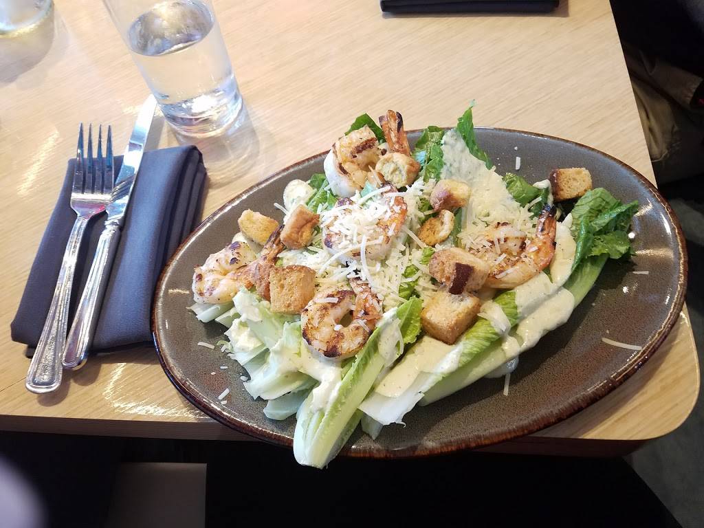 Molly Bs | restaurant | 1414 Andrew Young International Blvd, Mercedes-Benz Stadium, Atlanta, GA 30313, USA | 4703415050 OR +1 470-341-5050