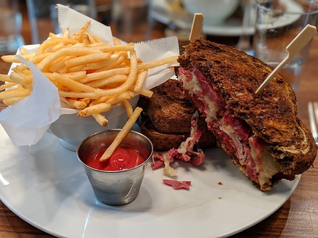 Jane Bistro and Bar | restaurant | 28 Shelter Cove Ln #109, Hilton Head Island, SC 29928, USA | 8436865696 OR +1 843-686-5696