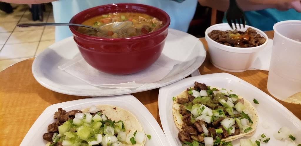 New Mexican Grill | restaurant | 3107 S Lindsay Rd #101, Gilbert, AZ 85295, USA | 4808990773 OR +1 480-899-0773