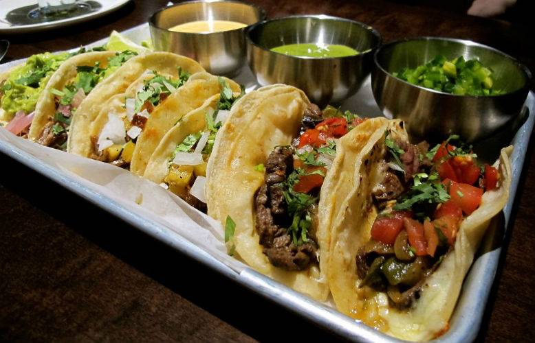 Taqueria Los Tres Primos | restaurant | 2438 S Buckner Blvd, Dallas, Dallas, TX 75227, USA | 4693352113 OR +1 469-335-2113