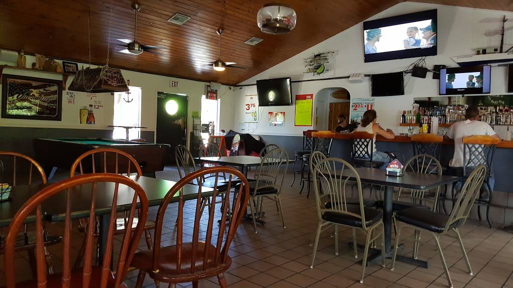 Backwater Fins | restaurant | 13982 W Ozello Trail, Crystal River, FL 34429, USA | 3527946000 OR +1 352-794-6000