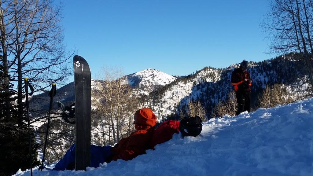 Roundhouse | restaurant | 12000 Big Cottonwood Canyon Rd building 14, Solitude, UT 84121, USA | 8015341400 OR +1 801-534-1400