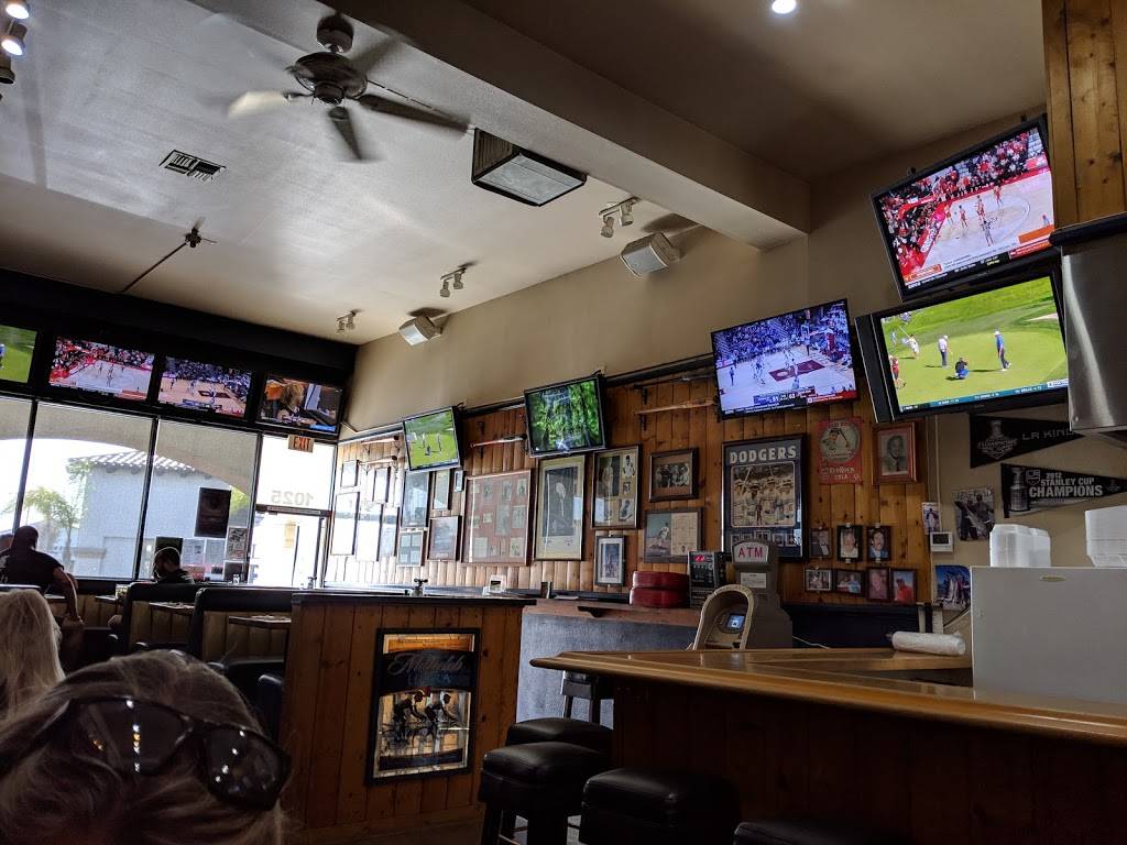 Coachs Sports Grill | restaurant | 1025 Pacific Coast Hwy, Seal Beach, CA 90740, USA | 5624315266 OR +1 562-431-5266