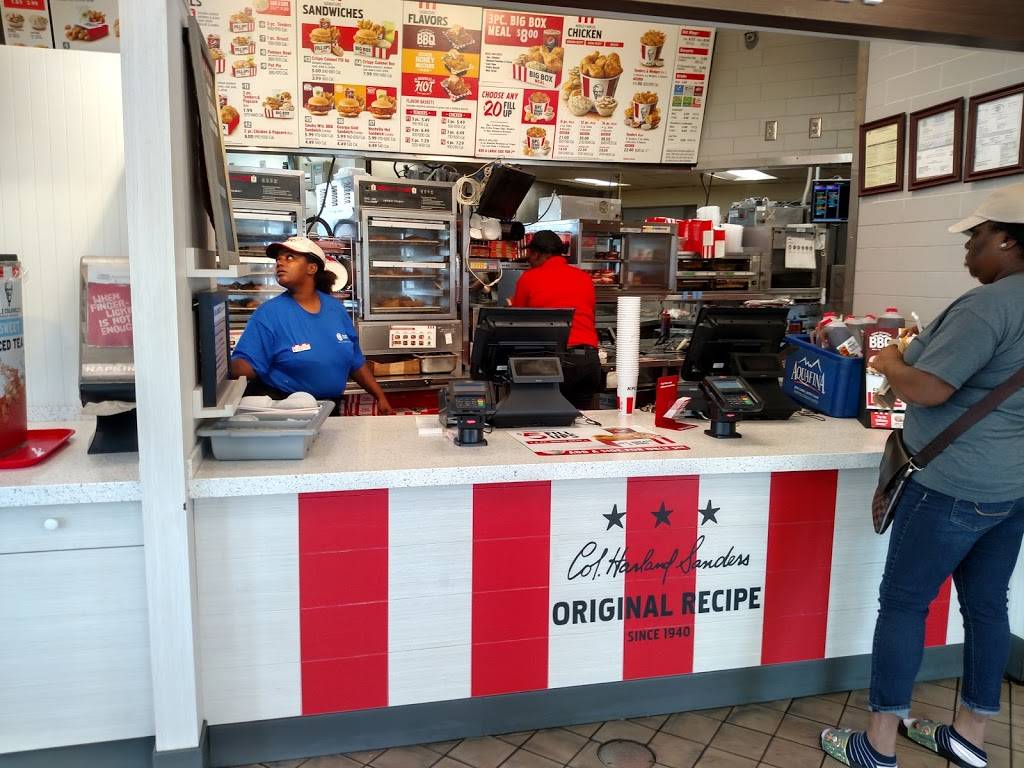 KFC | restaurant | 3255 Austin Peay Hwy, Memphis, TN 38128, USA | 9013823520 OR +1 901-382-3520