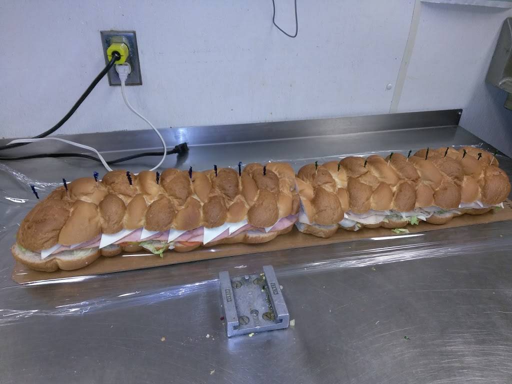 Subway | restaurant | 3621 W 50th St, Minneapolis, MN 55410, USA | 6129202412 OR +1 612-920-2412