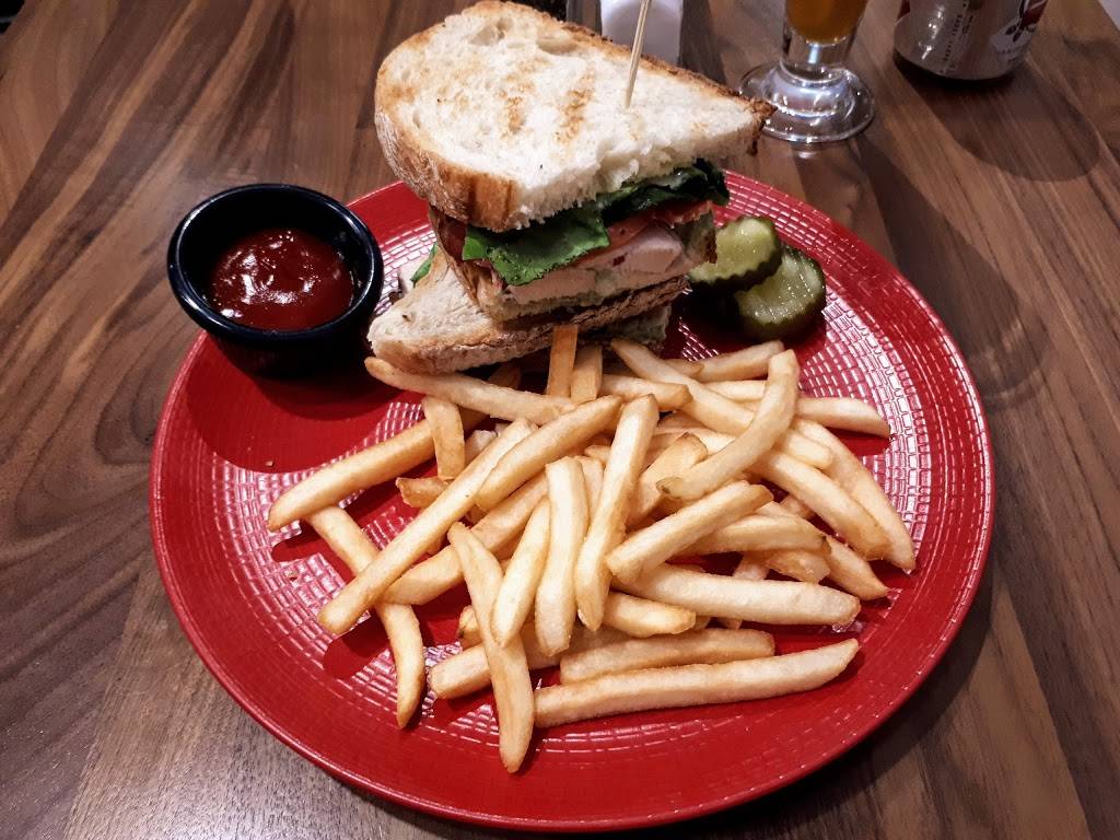 The Kitchen by Wolfgang Puck | restaurant | Concourse A Gate A22, Dulles, VA 20166, USA | 7035721101 OR +1 703-572-1101