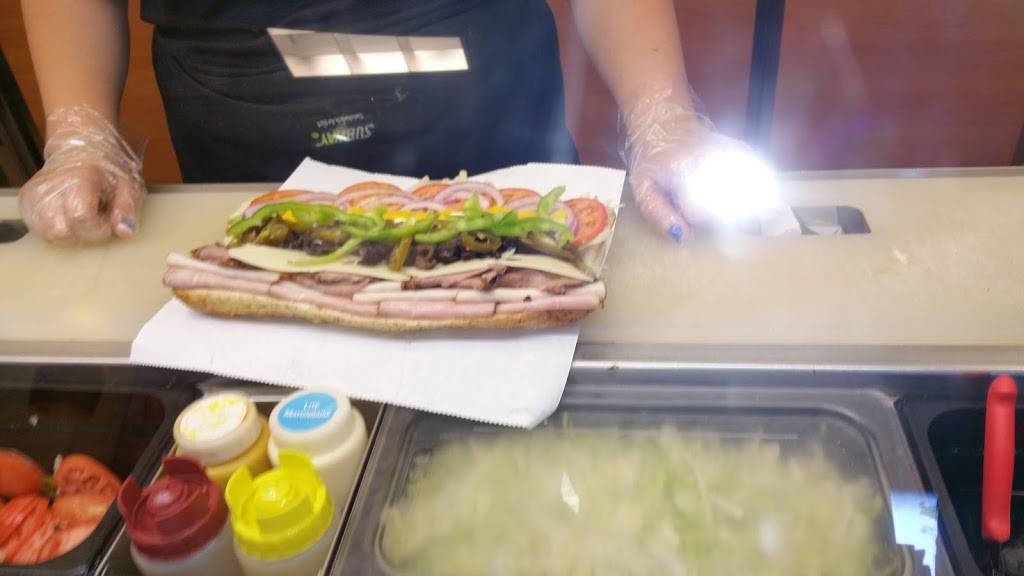 Subway | restaurant | 1200 W Olive Ave, Merced, CA 95348, USA | 2093831300 OR +1 209-383-1300