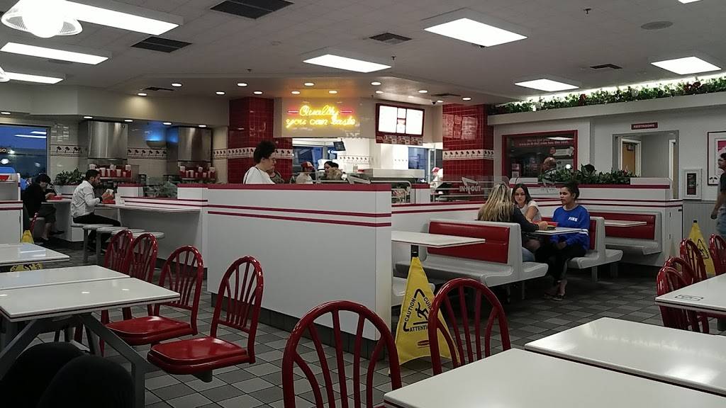 In-N-Out Burger | restaurant | 1342 S Alma School Rd, Mesa, AZ 85210, USA | 8007861000 OR +1 800-786-1000