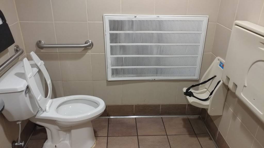 Dairy Queen Grill & Chill | restaurant | 819 Lynn Garden Dr, Kingsport, TN 37660, USA | 4232473231 OR +1 423-247-3231