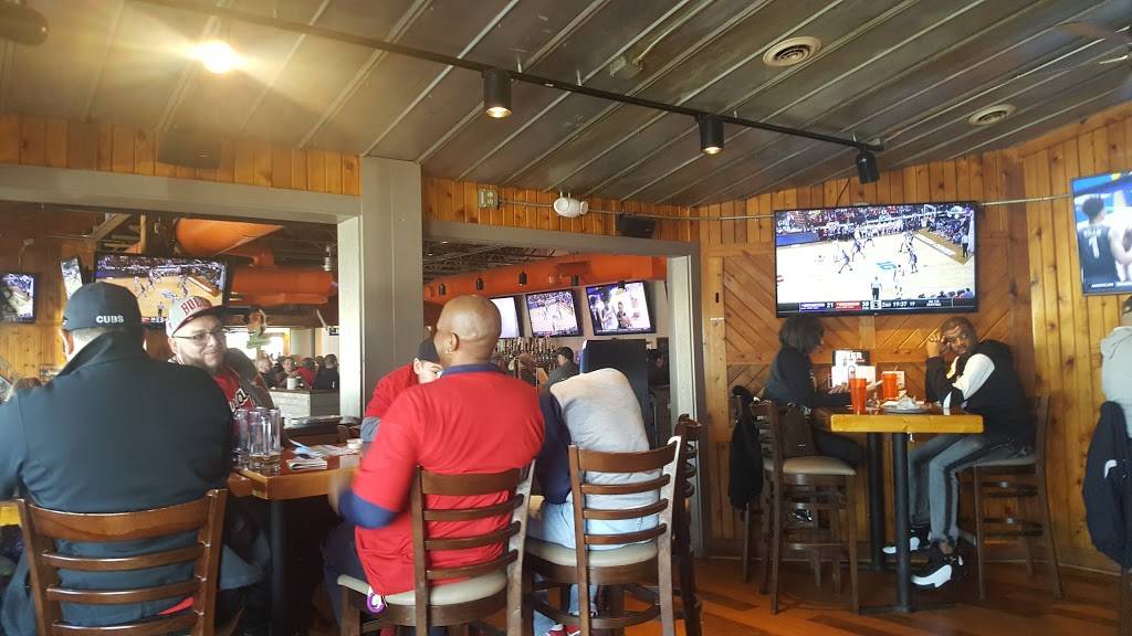 Hooters | restaurant | 771 E 81st Pl, Merrillville, IN 46410, USA | 2197949464 OR +1 219-794-9464