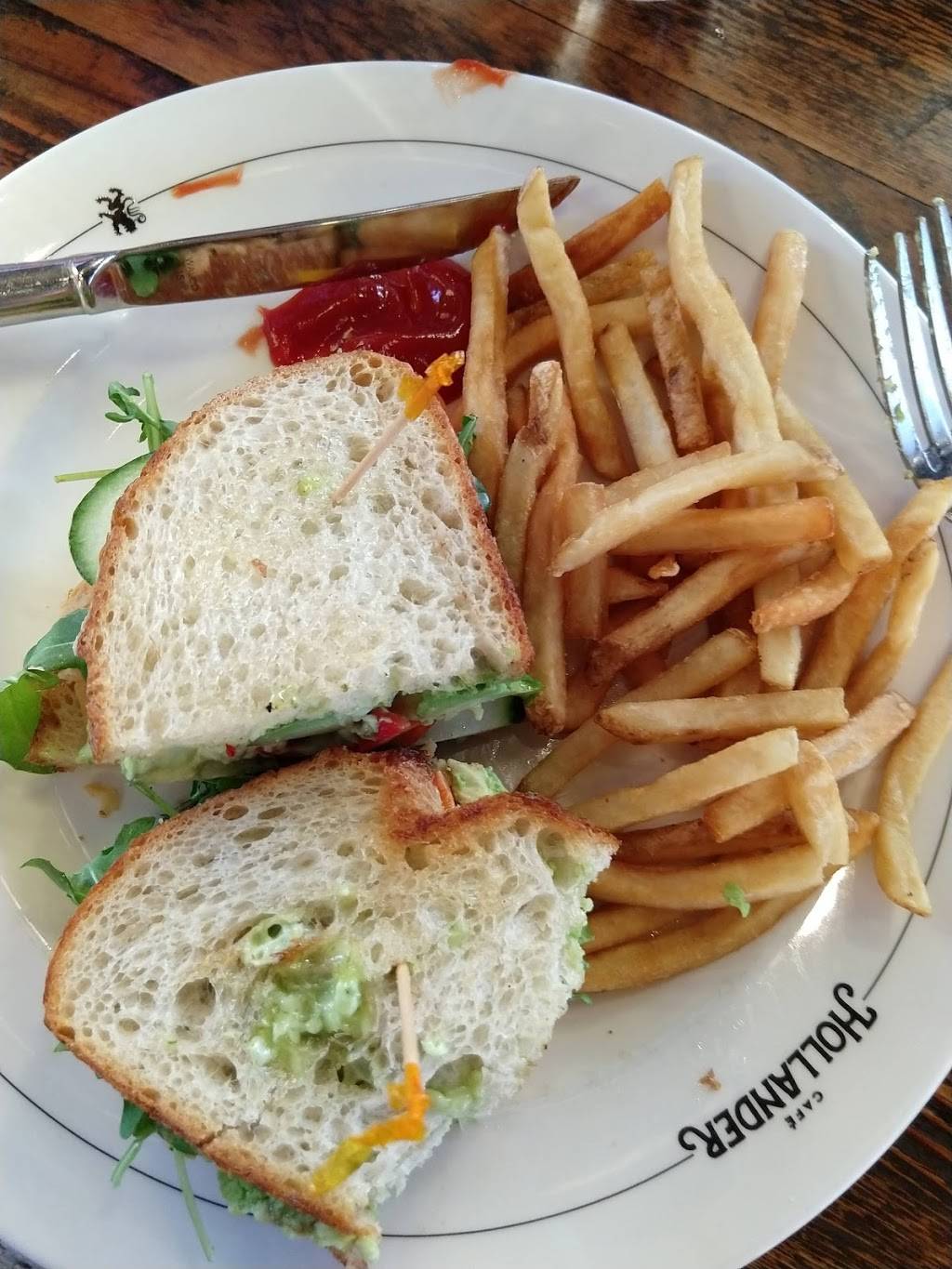 Café Hollander - Brookfield | restaurant | 20150 Union St, Brookfield, WI 53045, USA | 2627854490 OR +1 262-785-4490