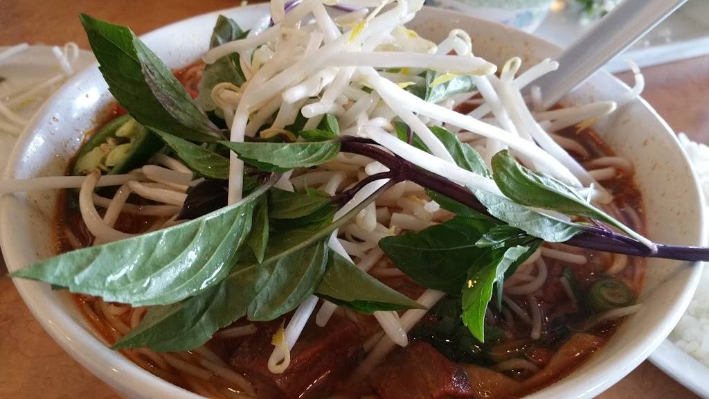 Pho Bac Hoa Viet | restaurant | 3110 Bradshaw Rd, Sacramento, CA 95827, USA | 9163613888 OR +1 916-361-3888