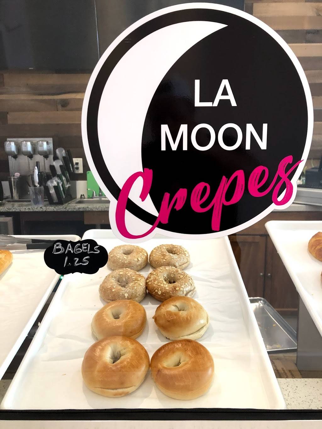 La Moon Crepes | restaurant | 12891 SW 42nd St, Miami, FL 33175, USA | 7865588436 OR +1 786-558-8436