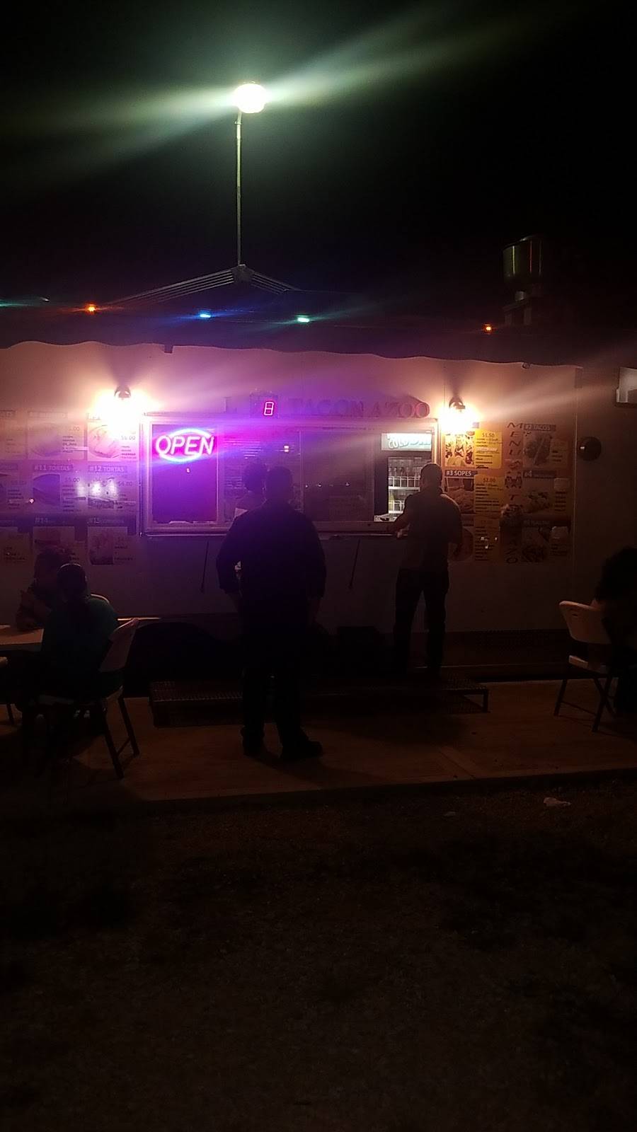 El Taconazoo | restaurant | 2813-2919 S Old Wire Rd, Rogers, AR 72758, USA | 4795865251 OR +1 479-586-5251