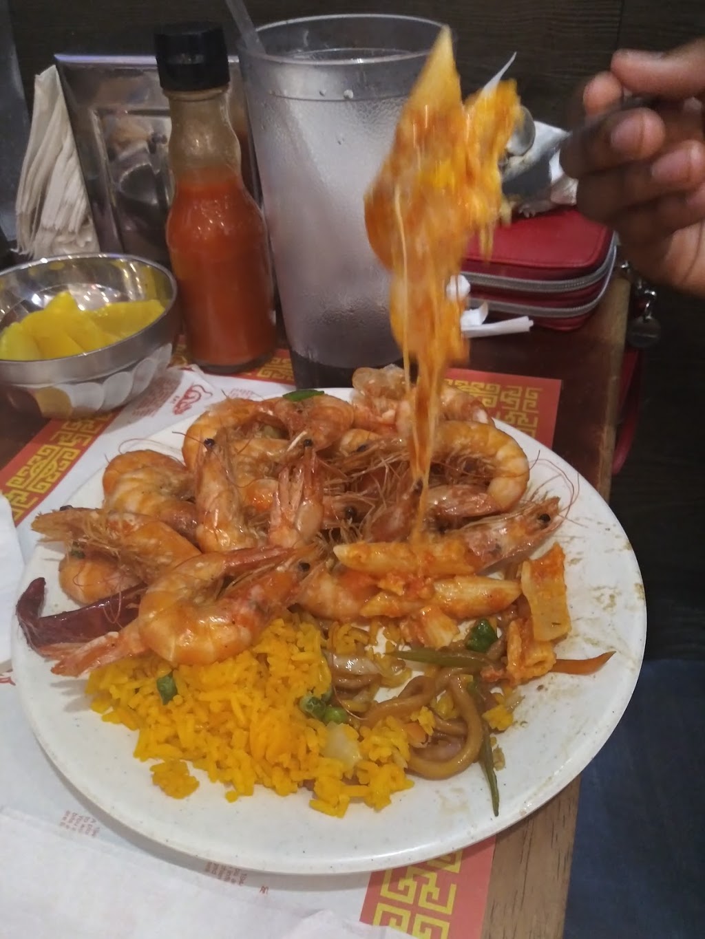 Merryland Buffet | restaurant | 2496 Elm Pl, Bronx, NY 10458, USA | 7182208588 OR +1 718-220-8588