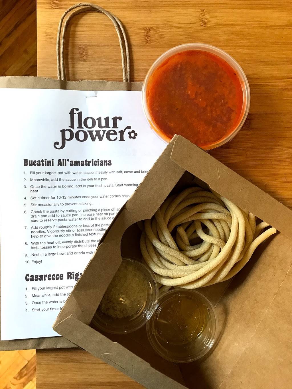 Flour Power | restaurant | 1642 W Chicago Ave, Chicago, IL 60622, USA | 3123633066 OR +1 312-363-3066