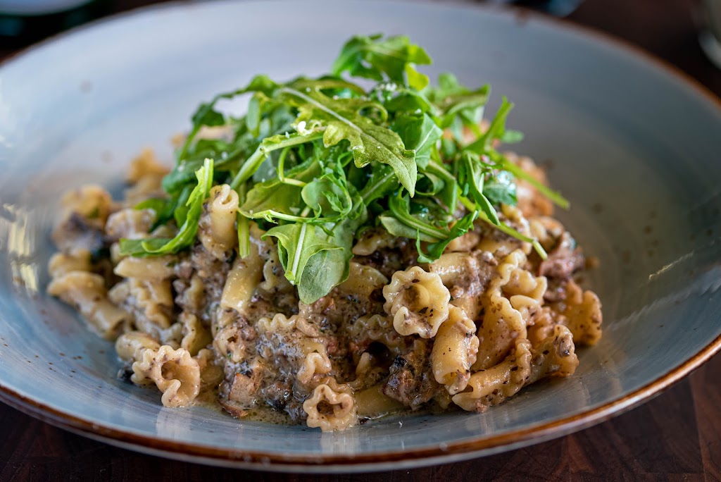 Russo New York Pizzeria & Italian Kitchen - Bridgeland | restaurant | 10615 Fry Rd suite b1-600, Cypress, TX 77433, USA | 2817585761 OR +1 281-758-5761