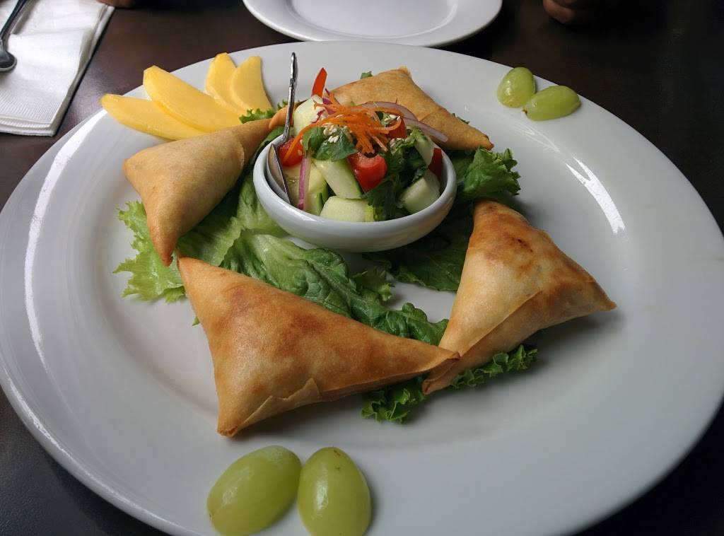 Jitlada Thai Cuisine | restaurant | 1826 Buchanan St, San Francisco, CA 94115, USA | 4152929027 OR +1 415-292-9027