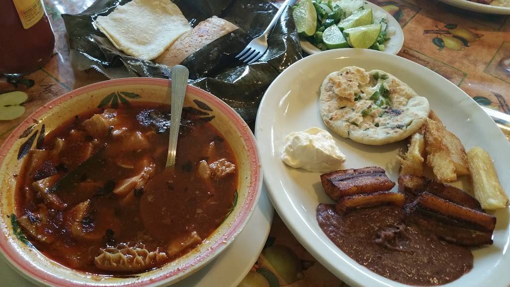 La Salvadorena | restaurant | 1103 S McDonald St, McKinney, TX 75069, USA | 9725421506 OR +1 972-542-1506