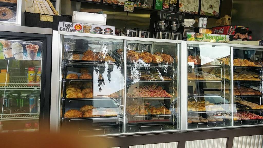 Yum Yum Donuts | bakery | 6925 Linda Vista Rd, San Diego, CA 92111, USA | 8585719410 OR +1 858-571-9410