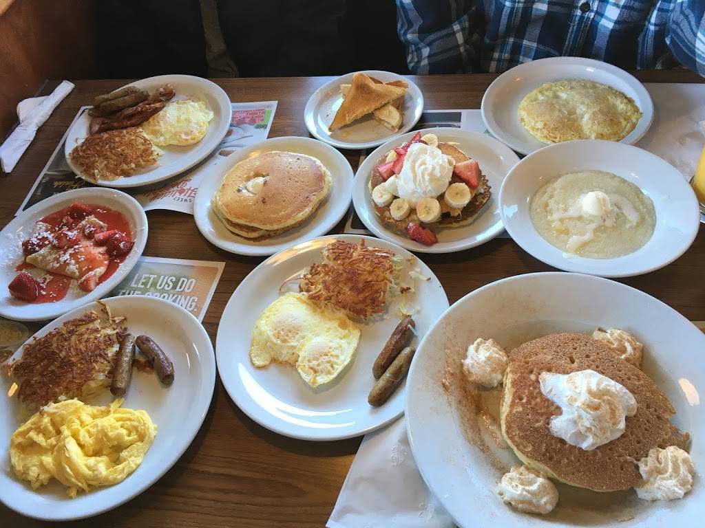 Dennys | restaurant | 740 S Main St, Las Cruces, NM 88001, USA | 5755240791 OR +1 575-524-0791