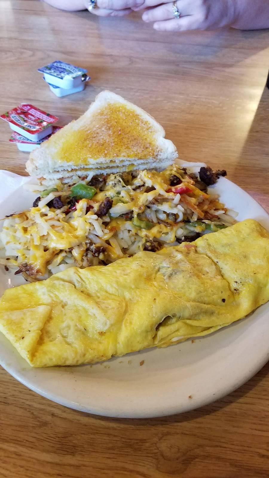 Grannys Diner | restaurant | 513 W Broadway St, Harrodsburg, KY 40330, USA | 8597346210 OR +1 859-734-6210