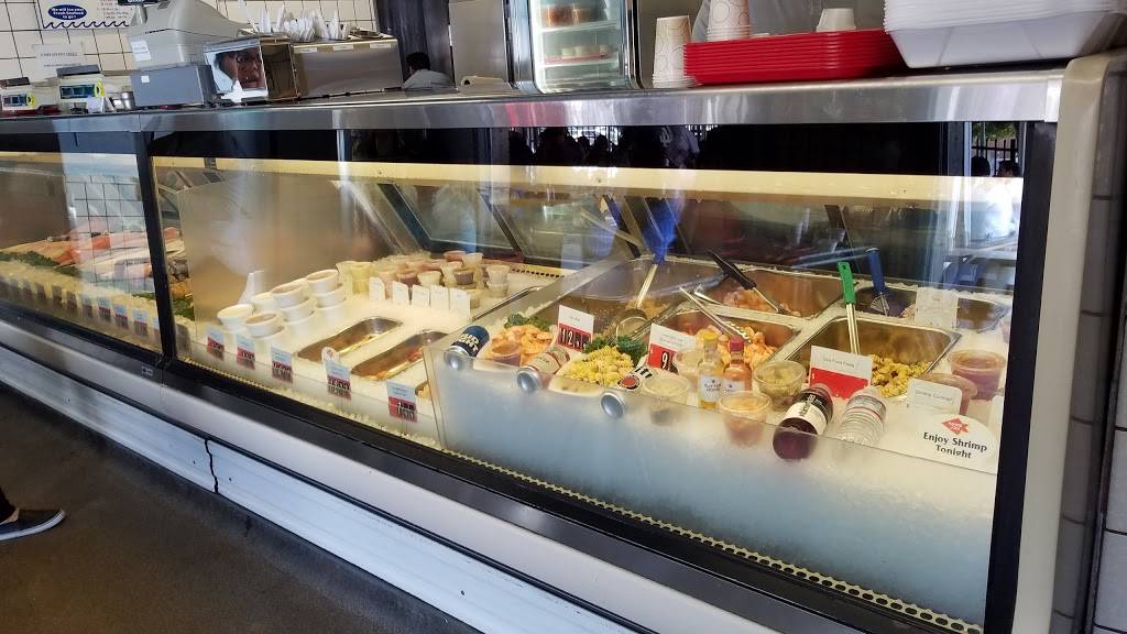 Fishermans Outlet | restaurant | 529 S Central Ave, Los Angeles, CA 90013, USA | 2136277231 OR +1 213-627-7231