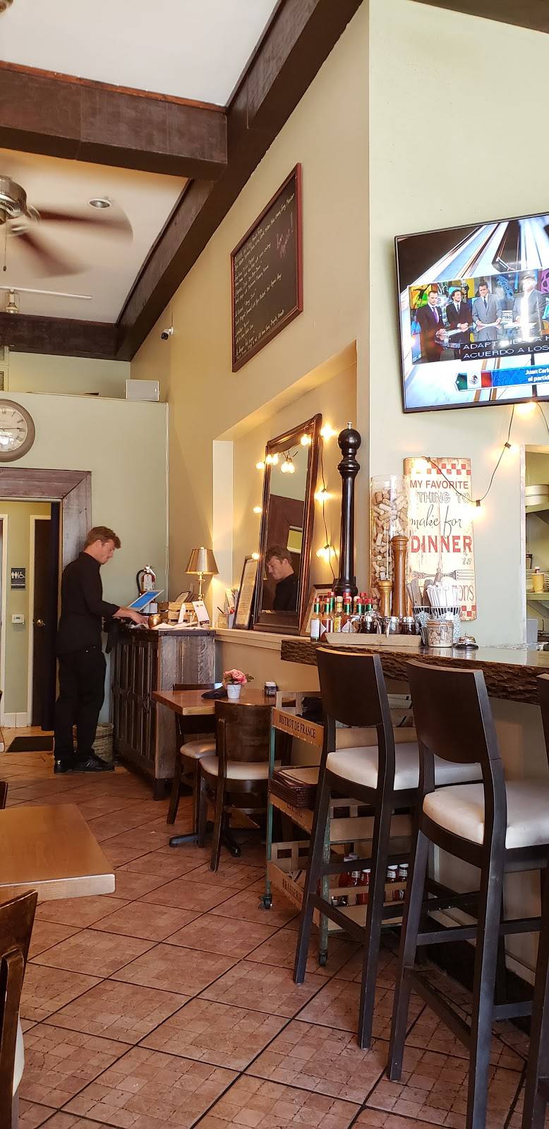 Creme de la Crepe | restaurant | 9111 W Olympic Blvd, Beverly Hills, CA 90212, USA | 4242884031 OR +1 424-288-4031