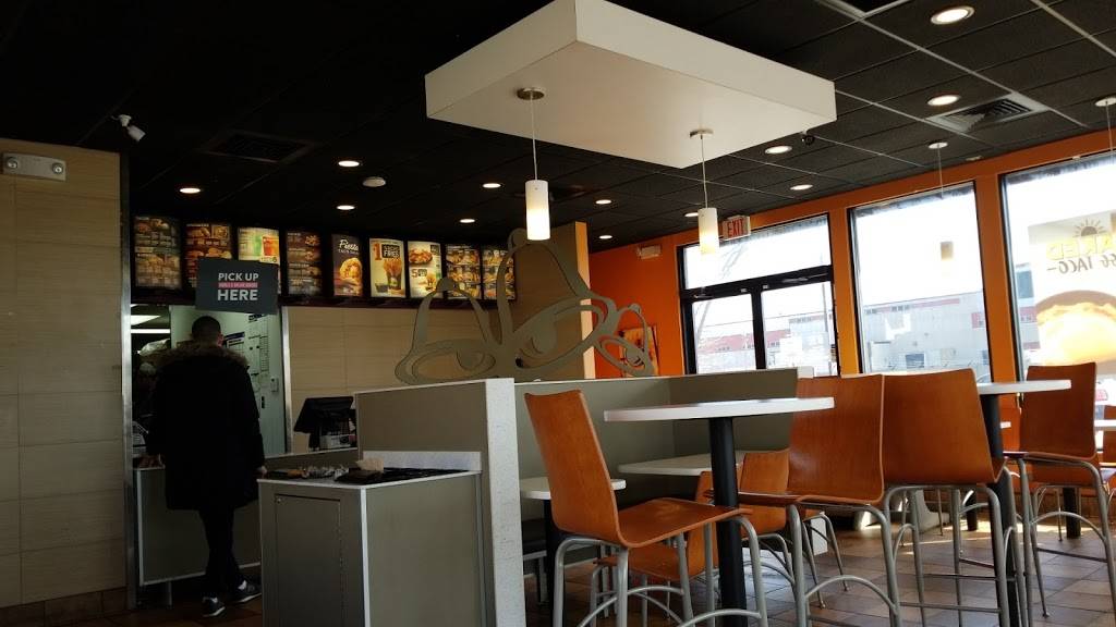 Taco Bell | meal takeaway | 6527 Indianapolis Blvd, Hammond, IN 46323, USA | 2198453477 OR +1 219-845-3477