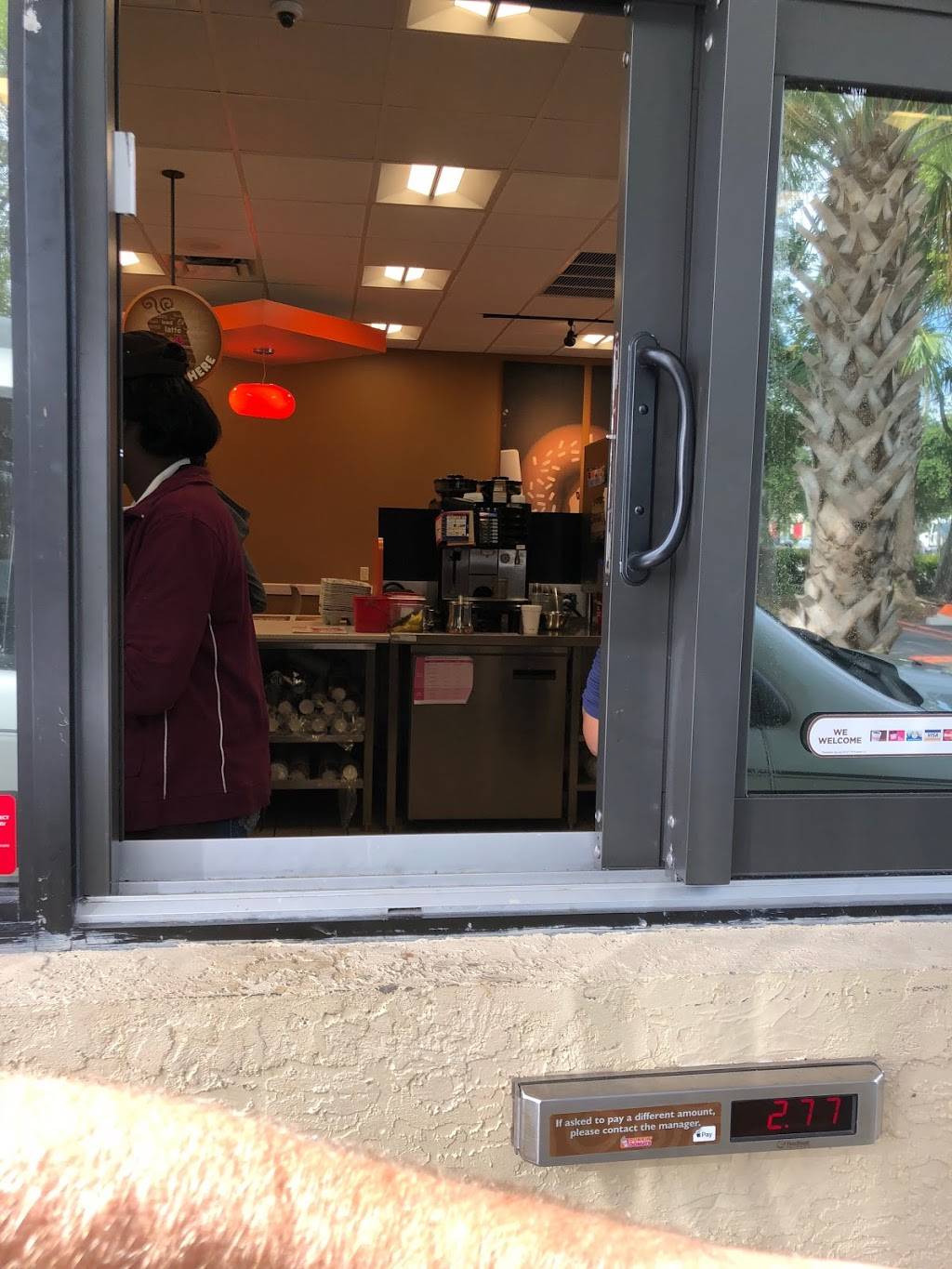 Dunkin | bakery | 3098 S, Jog Rd, Greenacres, FL 33467, USA | 5616606979 OR +1 561-660-6979