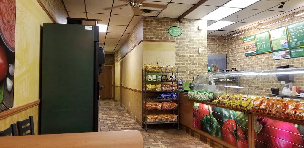 Subway Restaurants | restaurant | 21514 Novi Rd, Novi, MI 48375, USA | 2483444777 OR +1 248-344-4777