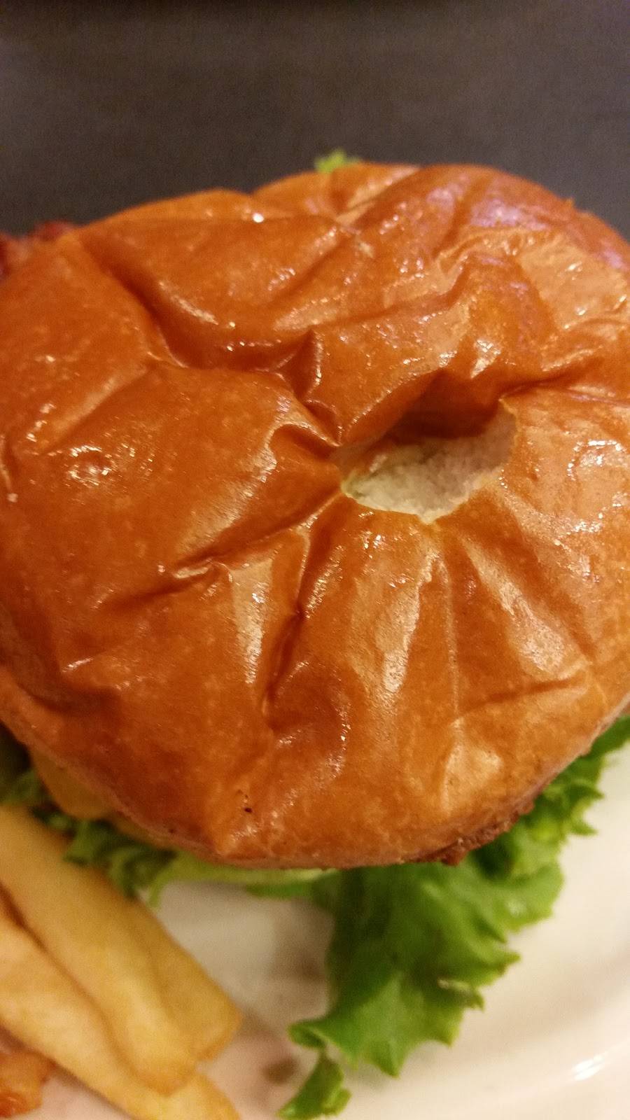 Friendlys | restaurant | 18 Pearson Blvd, Gardner, MA 01440, USA | 9786301821 OR +1 978-630-1821