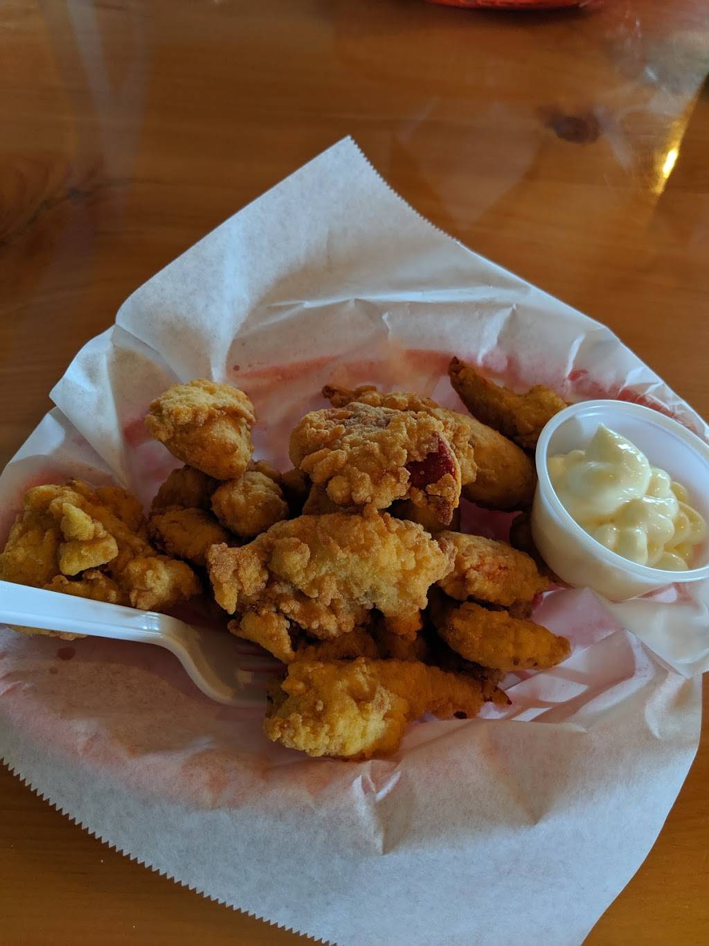 MJEK Seafood & Grill | restaurant | 239 Lakeview Dr, China, ME 04358, USA | 2072159481 OR +1 207-215-9481