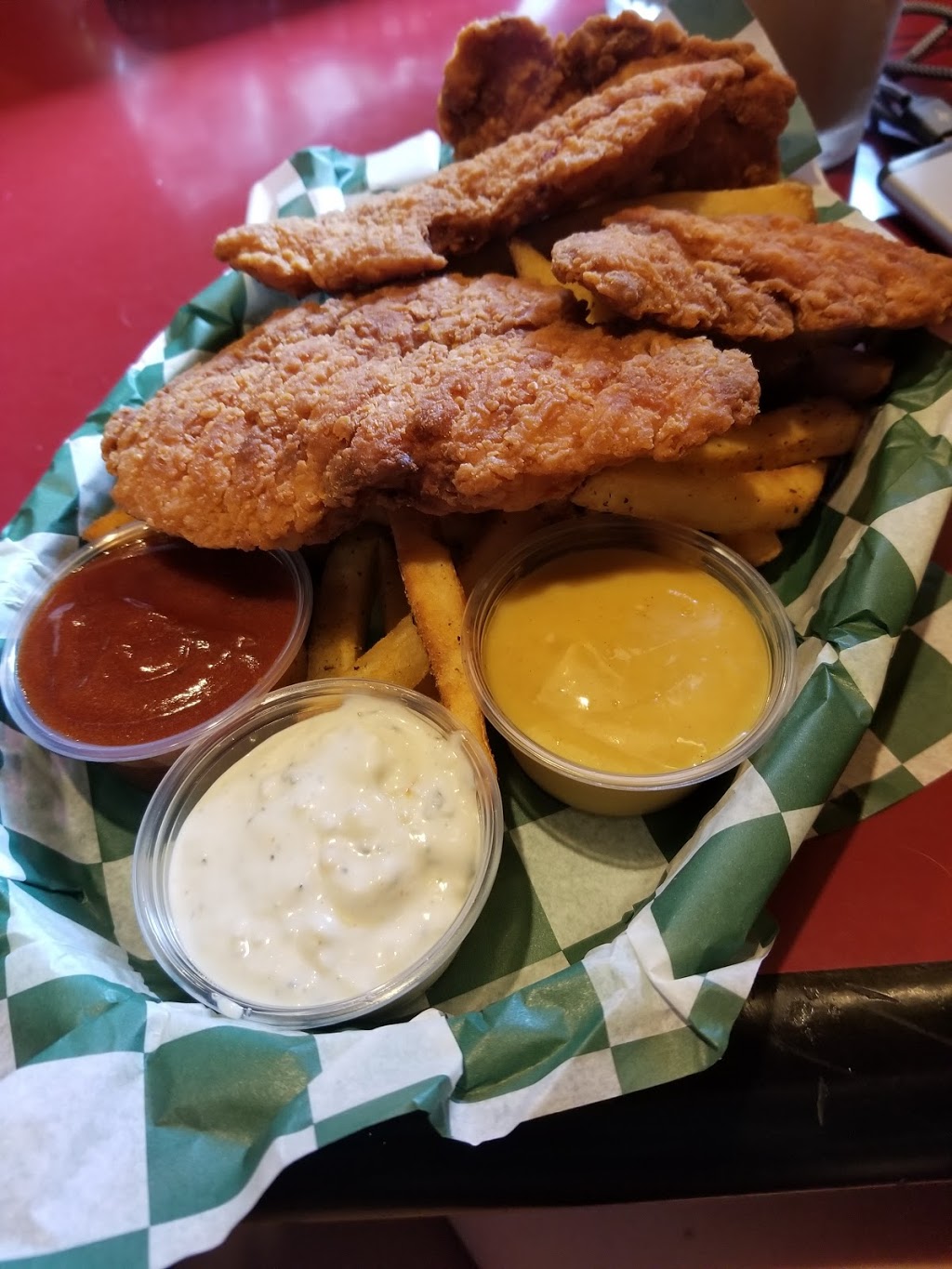 Spring Street Tavern | restaurant | 355 Monroe St NE, Minneapolis, MN 55413, USA | 6126279123 OR +1 612-627-9123